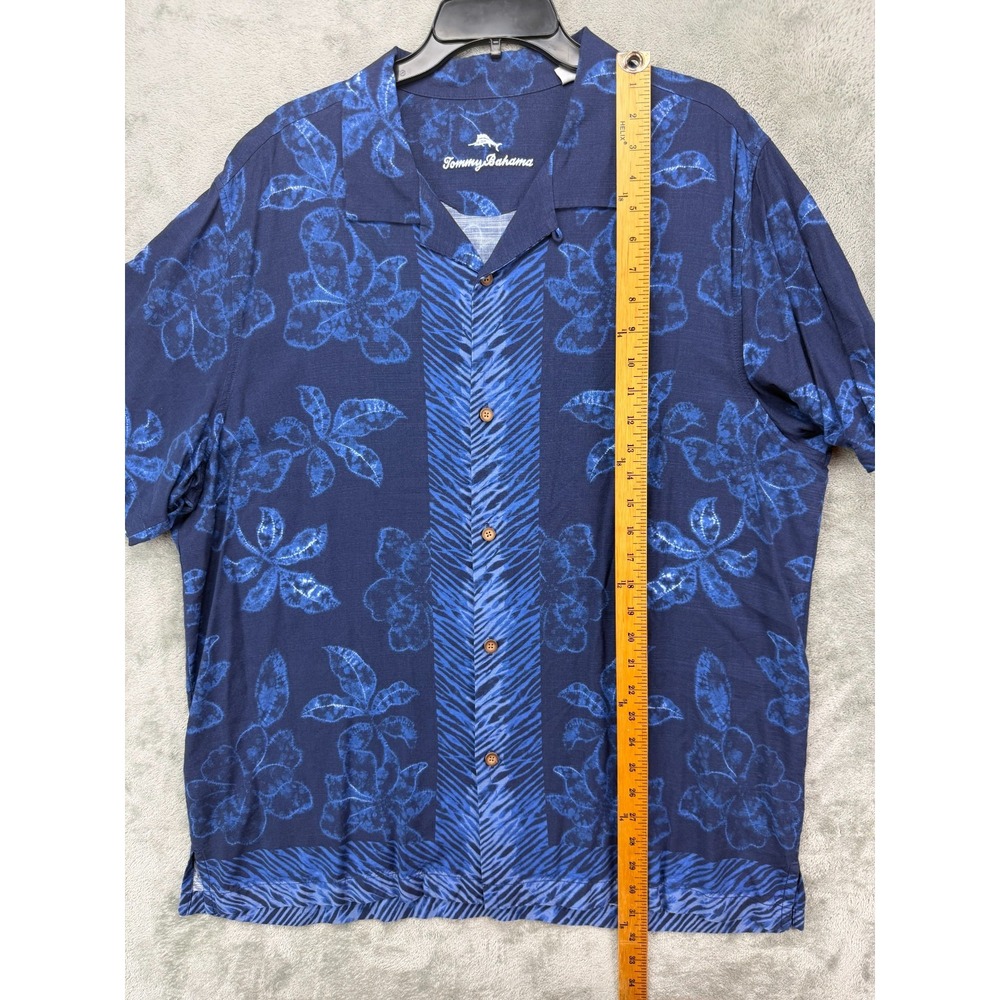 Tommy‎ Bahama Men's Hawaiian Shirt XL Blue Palm Artist Series 2022 Camp Collar - Picture 3 of 8